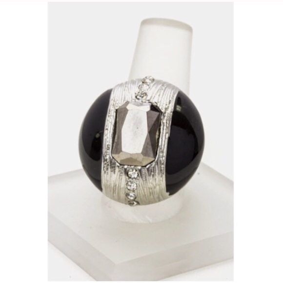 Last One The Eclipse Jeweled Stretchy Ring - Picture 2 of 5