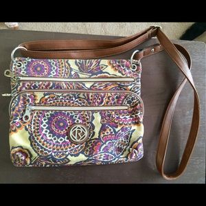 Relic cross body purse!