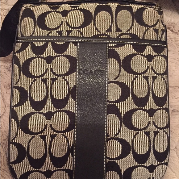 New w/o tag Black & grey  crossbody purse