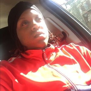 Meet your Posher, Britt