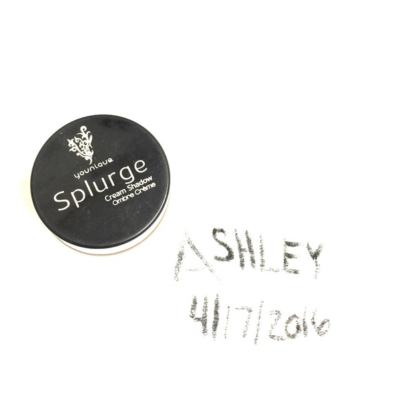 Brand new Younique cream shadow