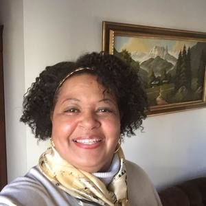 Meet your Posher, Linda