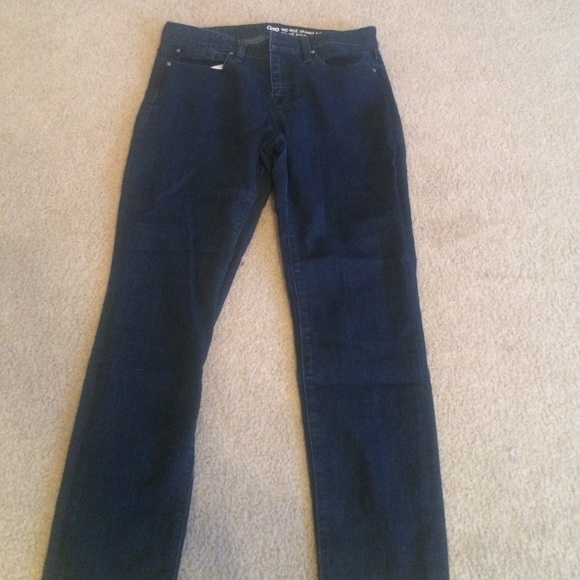 Gap mid rise skinny