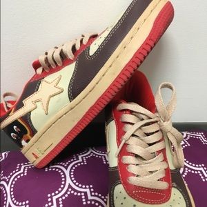 KANYE WEST X BAPE SIZE 5.5Y 🔥