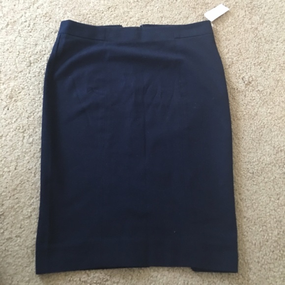 Gap Navy skirt NWT