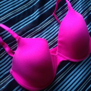 VS Hot Pink Lined Perfect Coverage Bra