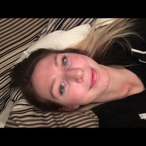 Meet your Posher, Alexandra