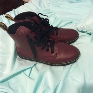 Aicwaic shoes with bouncing