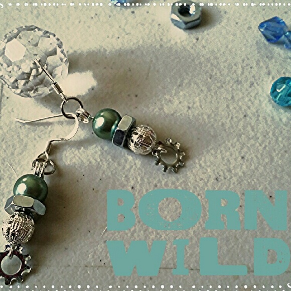 Up cycled Earrings - Picture 1 of 1