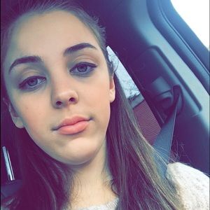 Meet your Posher, Kaitlin