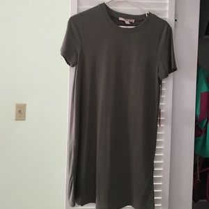Olive T-shirt dress