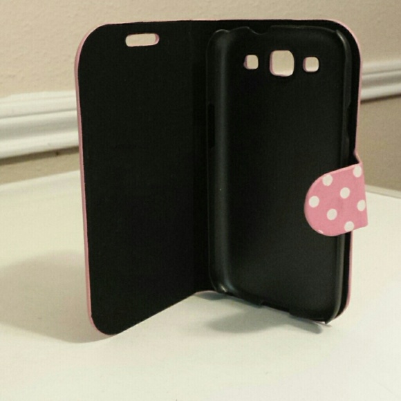 Phone case - Picture 2 of 3