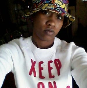 Meet your Posher, Canisha