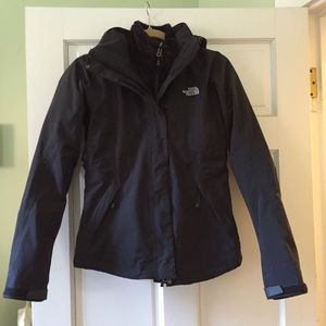 XS Wmns North Face Jacket- Shell and Fleece!