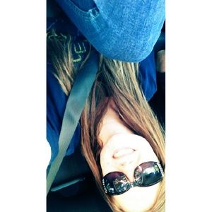 Meet your Posher, Kenna