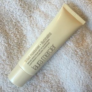 Laura Mercier Illuminating Tinted Moisturizer
