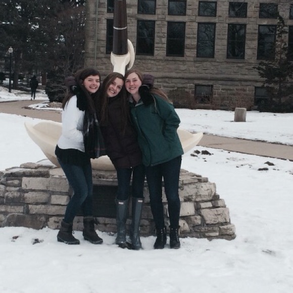 Meet your Posher, Riley