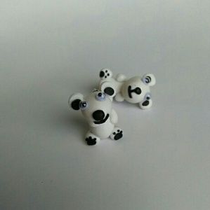Adorable double sided bear earrings!