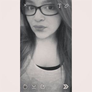 Meet your Posher, Nayeli