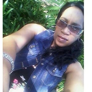 Meet your Posher, Rhonda