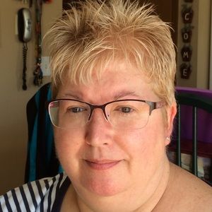 Meet your Posher, Kim