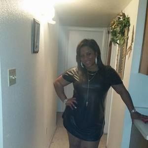 Meet your Posher, Kendra