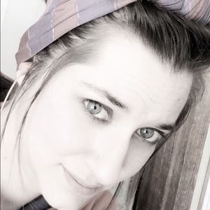 Meet your Posher, Charlene
