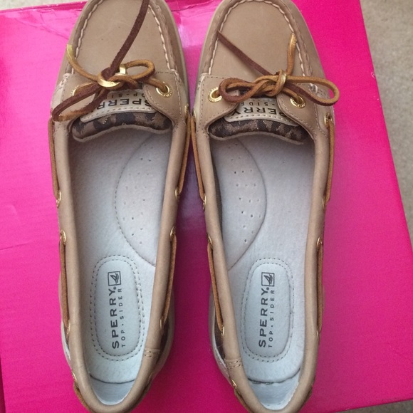 brand new Sperrys