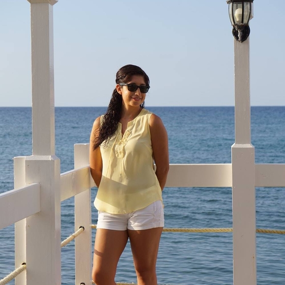 Meet your Posher, Anais