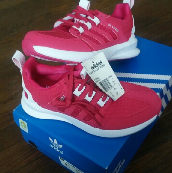 🚫SOLD🚫 Adidas SL Loop