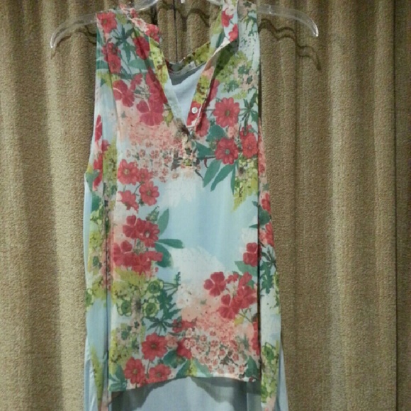 New Floral sleeveless high low shirt