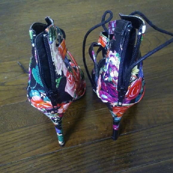 Floral heels
