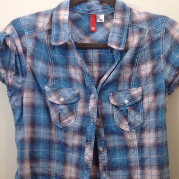 Button down top - Picture 4 of 4