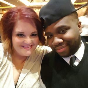 Meet your Posher, Leslie