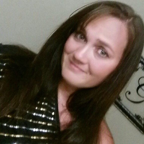 Meet your Posher, Laney - Picture 1 of 1