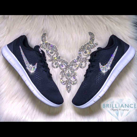 LAST ONE! Swarovski Nike Free RN Shoes Black White - Picture 4 of 4