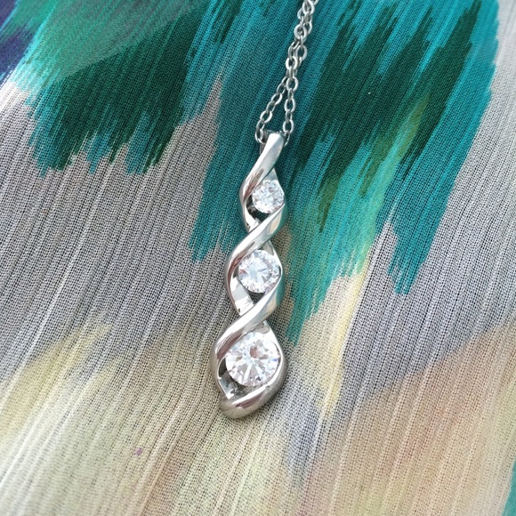 Three Stone CZ Pendant - Picture 1 of 2
