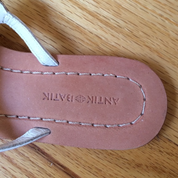 New with tags Antil batik sandals - Picture 3 of 4