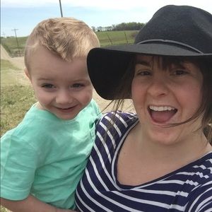 Meet your Posher, Melissa