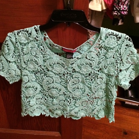 Crochet crop top