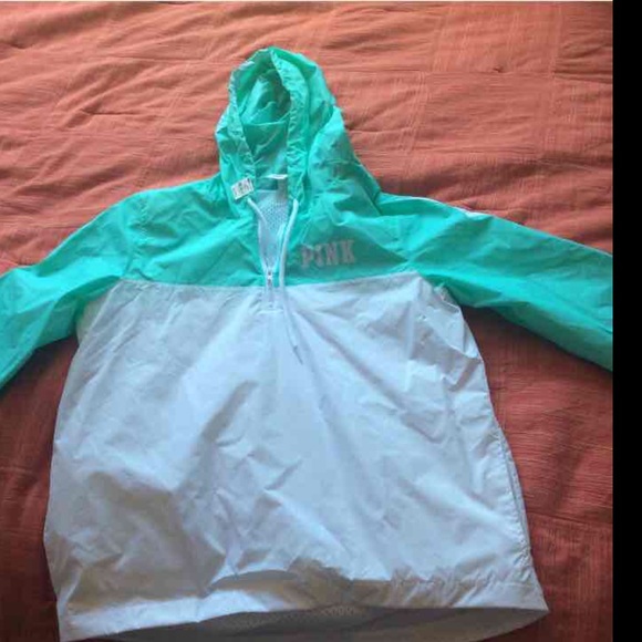 PINK windbreaker fits big