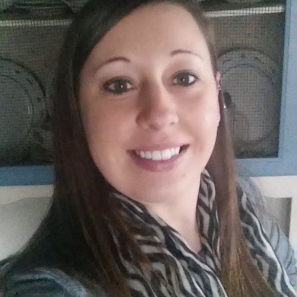 Meet your Posher, Steph - Picture 1 of 1