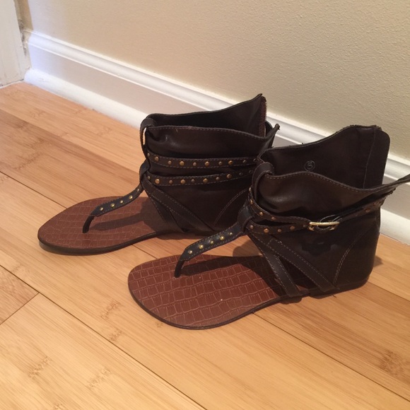 Gladiator sandals - Picture 1 of 2