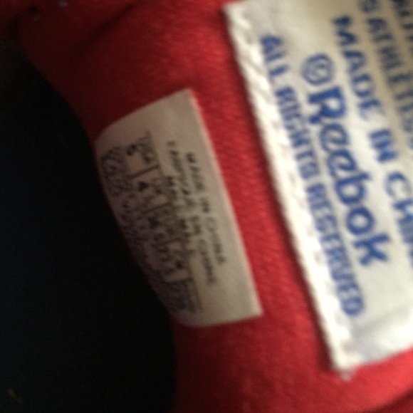 Reebok - Picture 2 of 4