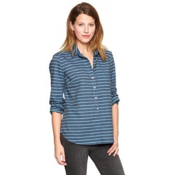 GAP Striped Chambray Button Down - Picture 2 of 2