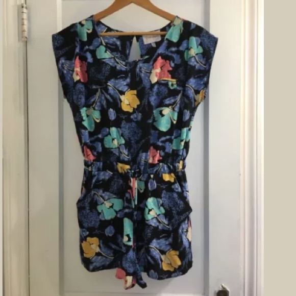 Yumi Kim Kalyca open back Romper - Picture 2 of 4