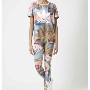 ‼SOLD‼️‼️ tropical adidas set