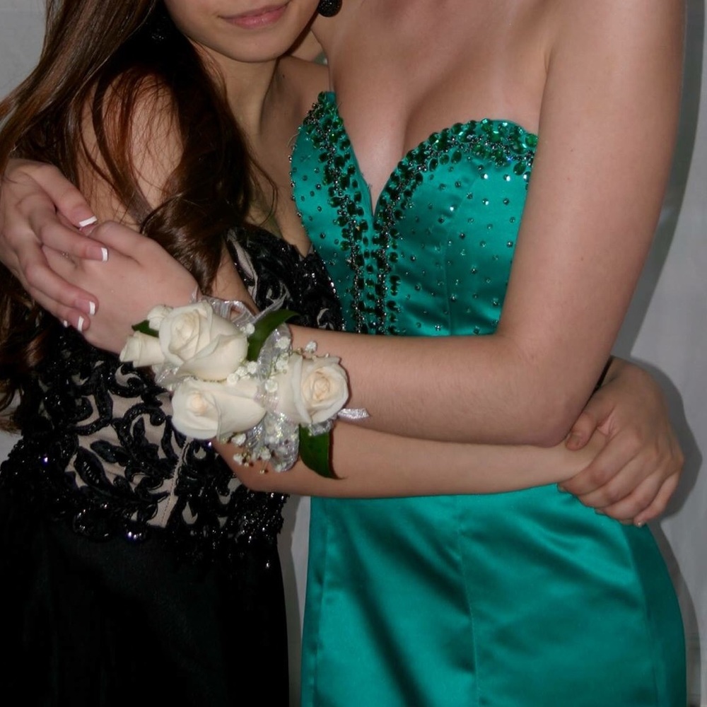 Sherri Hill Emerald Green Prom Dress