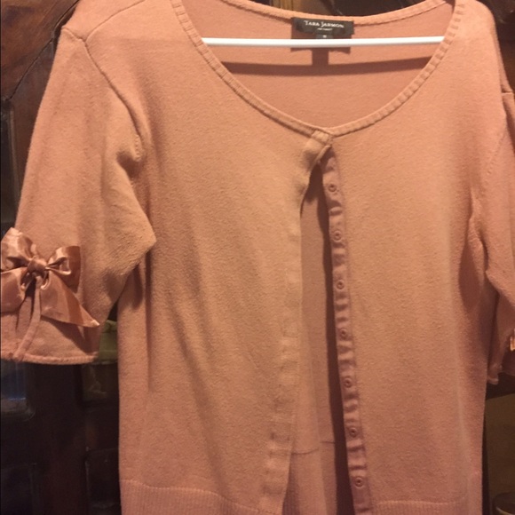 Mauve sweater /cardigan.