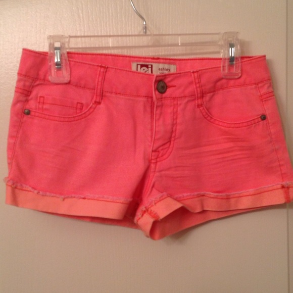 GUC L.E.I. Shorts